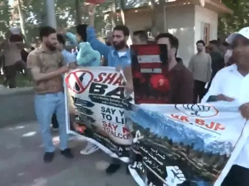 BJP protests in J&K over liquor ban demand:Several leaders detained, CM Abdullah says, ‘Drinking is a personal choice